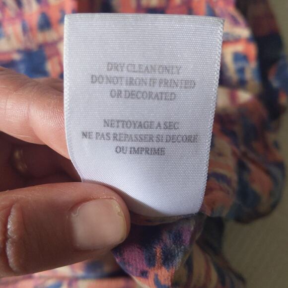 Joie Southwestern Print Silk Top Tribal Pattern Relaxed Fit Size S Boho - Picture 5 of 8